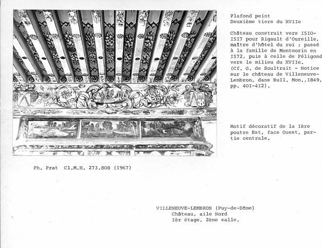 Aile nord. Détail du plafond peint de la deuxième salle au premier étage. Motif décoratif de la première poutre est, face ouest, partie centrale