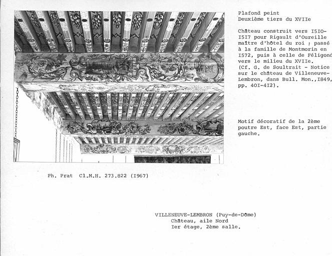 Aile nord. Détail du plafond peint de la deuxième salle au premier étage. Motif décoratif de la deuxième poutre est, face est, partie gauche