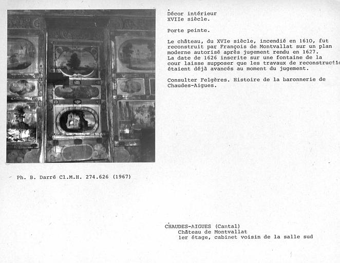 Décor intérieur du cabinet voisin de la salle sud au premier étage, porte peinte