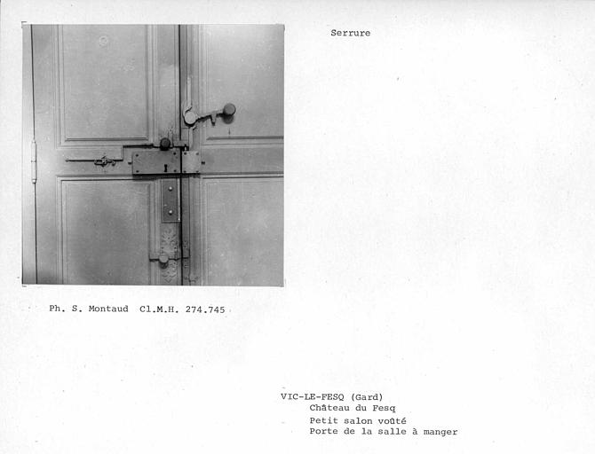 Serrure de la porte de la salle à manger du petit salon