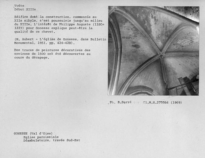 Voûte de la travée sud voisine de la travée d'axe du déambulatoire