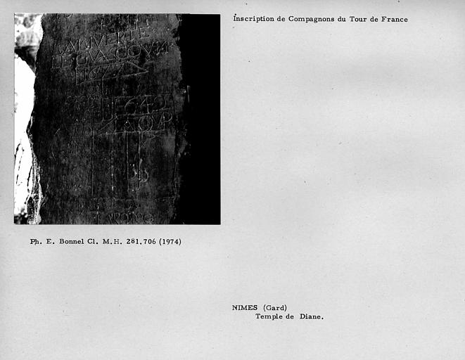 Temple de Diane. Inscription de compagnon du Tour de France, dessin d'outils