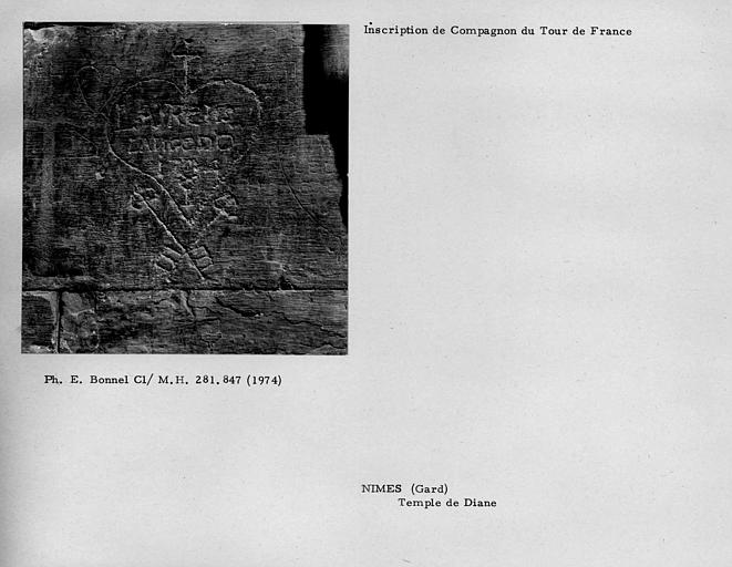 Temple de Diane. Inscription de compagnon du Tour de France