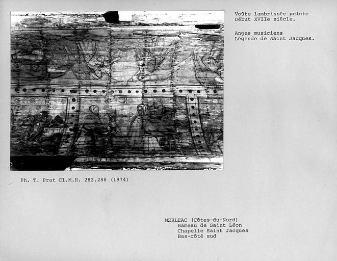 Charpente lambrissée peinte du bas-côté sud de la nef, côté sud : Anges musiciens et partie de l'Histoire de Saint-Jacques