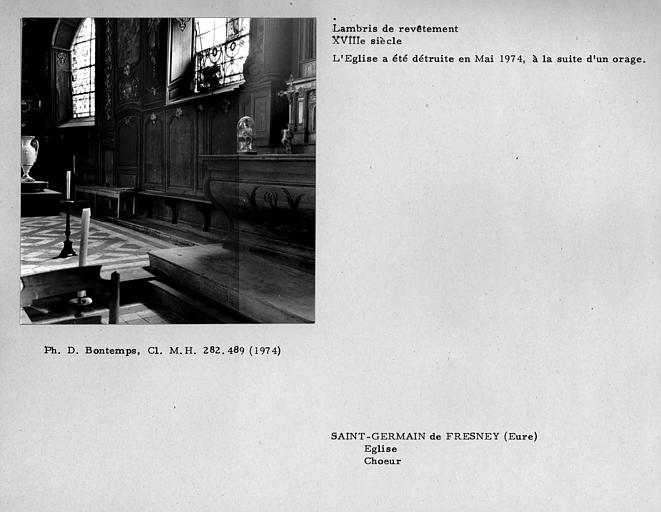 Lambris de revêtement du côté sud du choeur