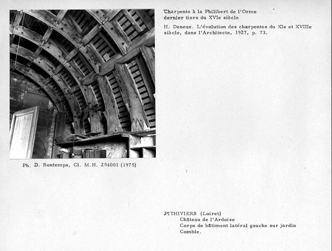 Charpente du comble à la Philibert de l'Orme du corps de bâtiment latéral gauche sur jardin