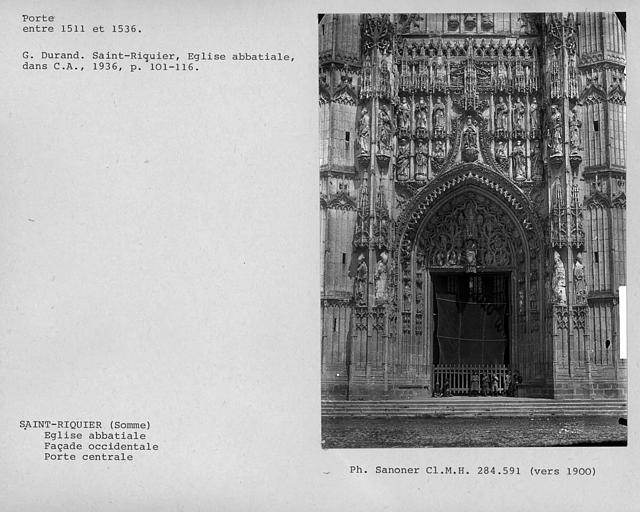 Eglise abbatiale. Porte centrale de la façade occidentale