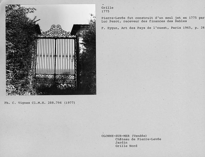 Grille nord du jardin