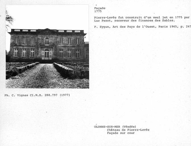 Façade ouest sur cour