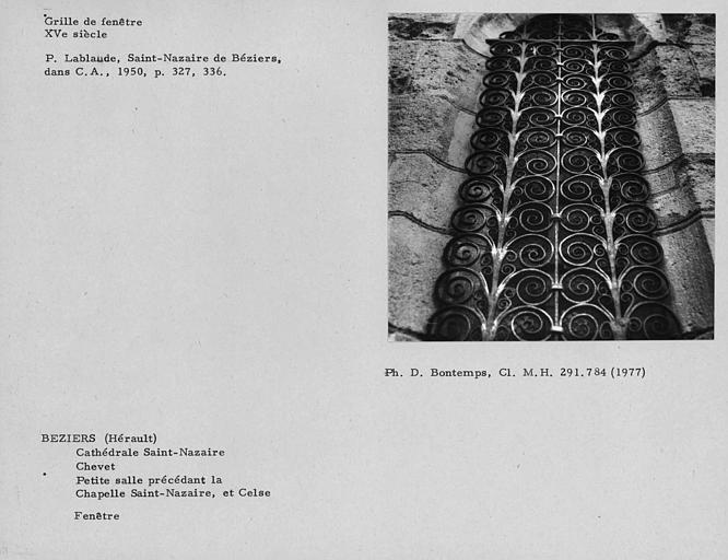 Grille de la fenêtre de la petite salle précédant la chapelle de Saint Nazaire et Celse