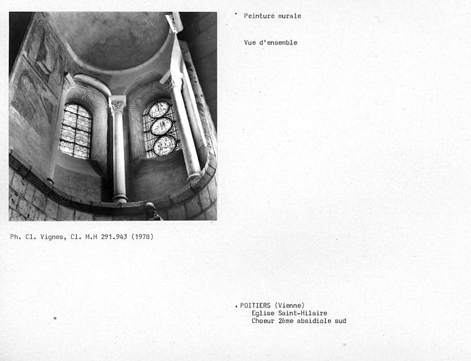 Vue d'ensemble de la deuxième absidiole sud du choeur. Peintures murales