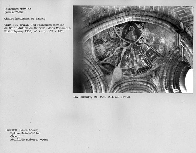 Peintures restaurées de la voûte sud-est : Christ Bénissant et Saints - © Ministère de la Culture (France), Médiathèque du patrimoine et de la photographie, Centre de recherches sur les Monuments historiques (CRMH), diffusion RMN-GP