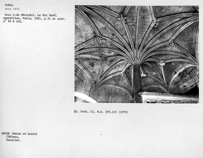 Clef de voûte de l'escalier de la tourelle de la façade sud