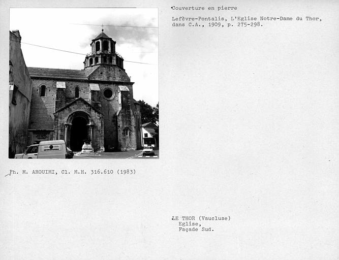 Couverture en pierre de l'église, vue générale face sud