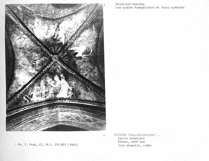 Eglise abbatiale. Voûte de la première chapelle du côté sud du choeur : les quatre évangélistes et leur symbole