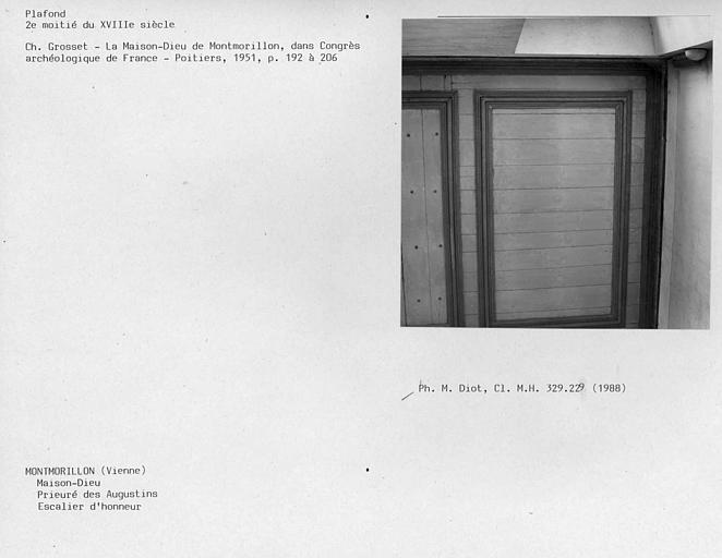 Plafond de l'escalier d'honneur au premier étage