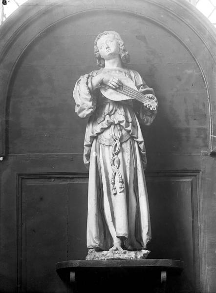 Statue : ange musicien (ou sainte Cécile)