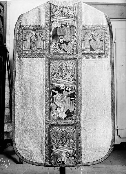 Chasuble brodée