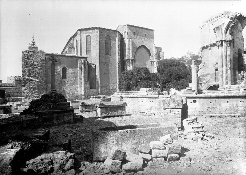 Ruines de l'abside