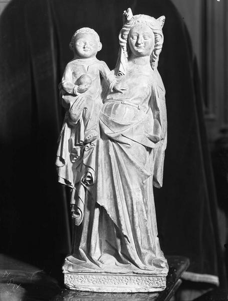 Statuette à deux faces: la Vierge et l'Enfant