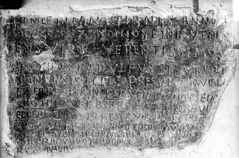 Inscription du Xème siècle