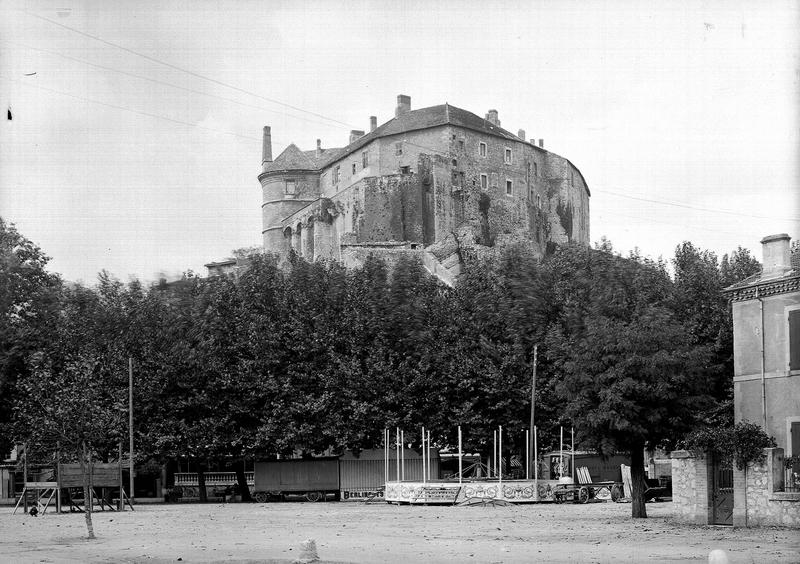 Façade du logis sur la cour