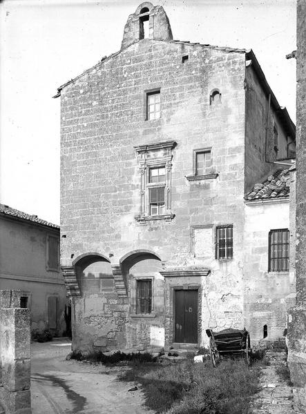 Façade sur la rue