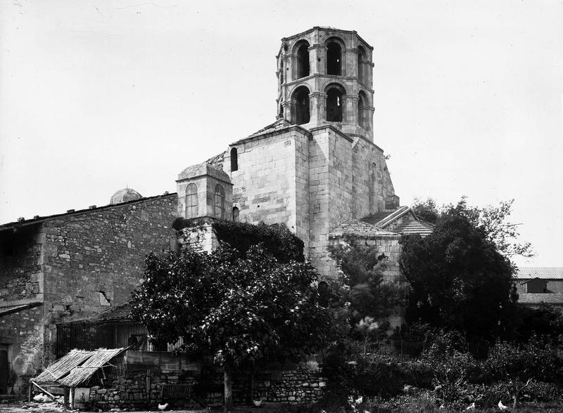 Le clocher de Saint-Honorat