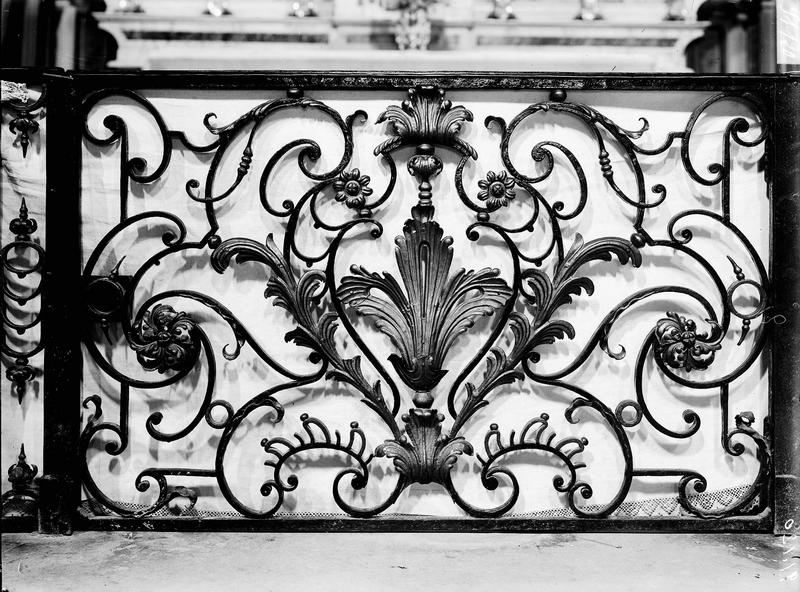 Grille de clôture de la chapelle des reliques