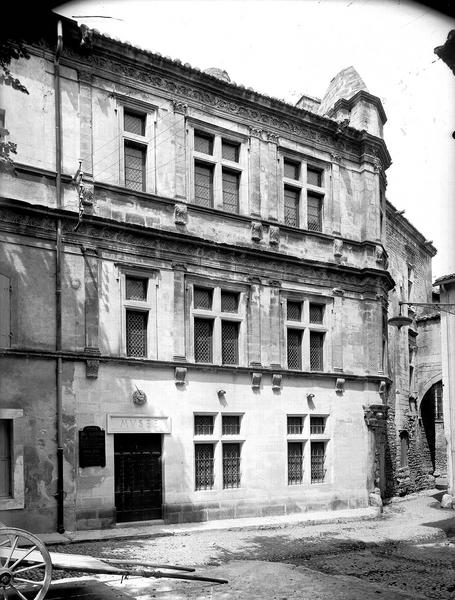 Façade principale (entrée du musée)