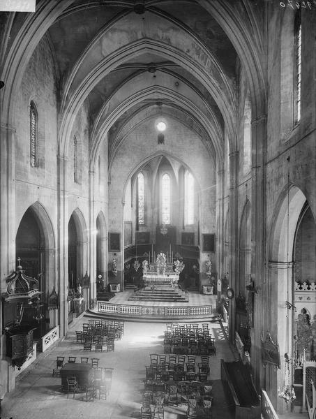 Nef et choeur, vue intérieure