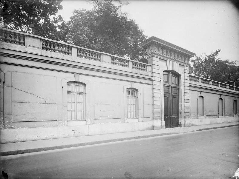 Façade sur la rue