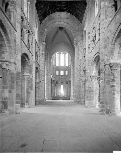 Intérieur de l'église