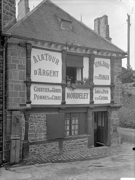 Enseigne A la tour d'argent, M. Mordelet