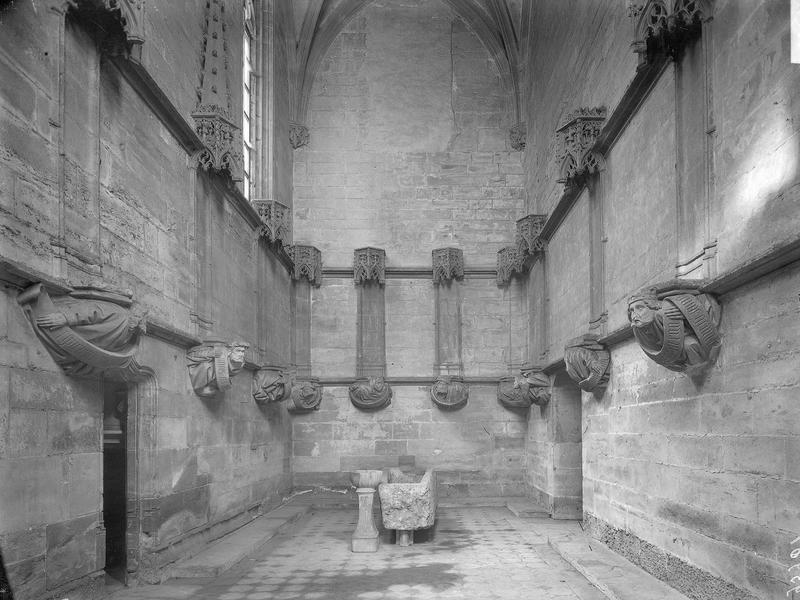 Console de la chapelle