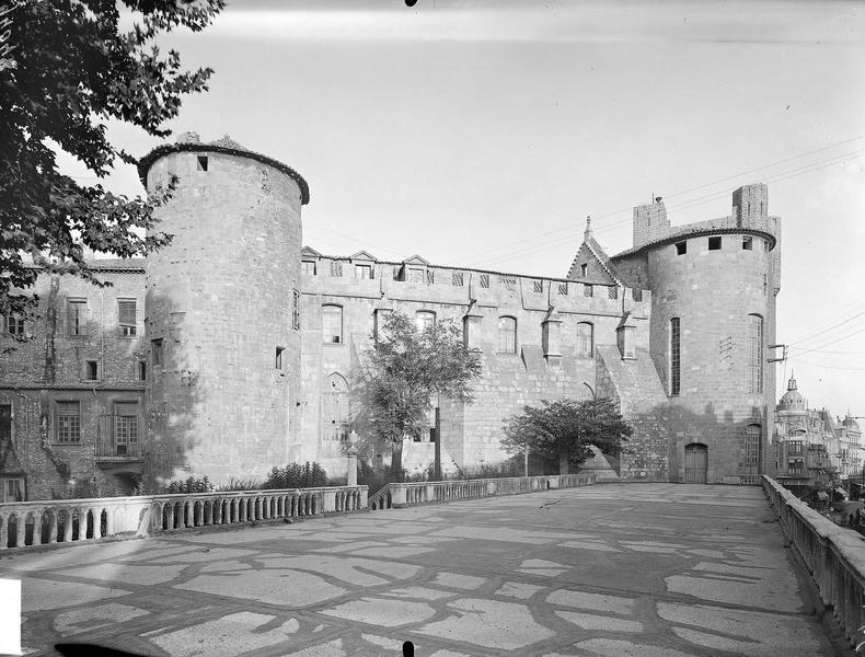 Façade sur la rue