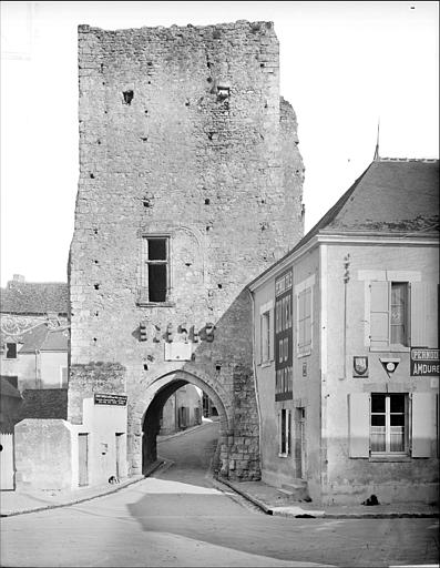 Porte sud dite porte d'En-Bas