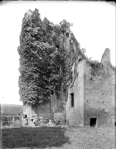 Façade sur cour : tour sud