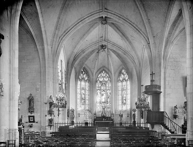 Vue intérieure du choeur