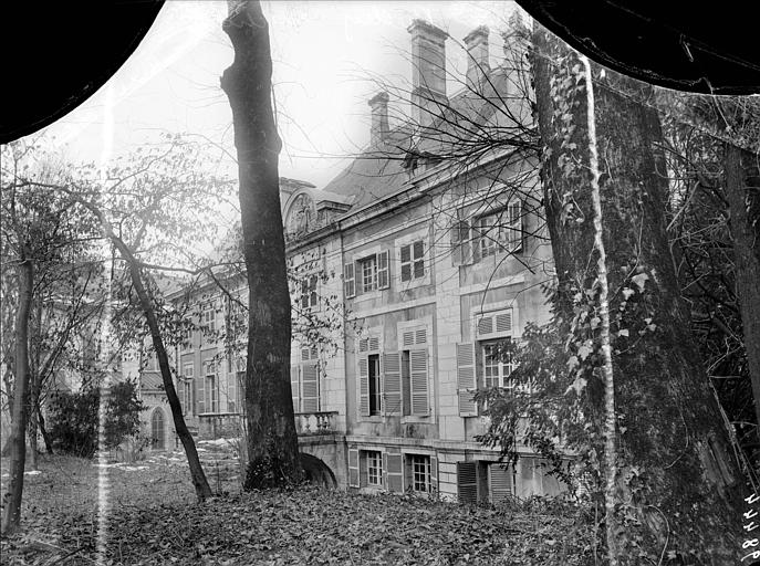 Façade sur le parc, côté est, vue en perspective