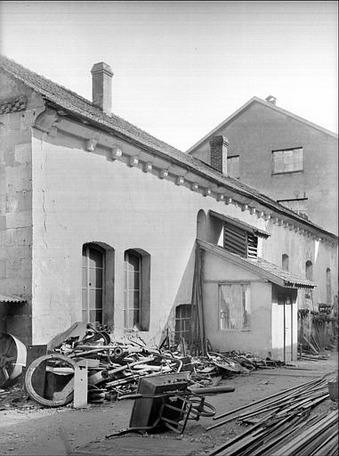 Eglise : façade sud en perspective