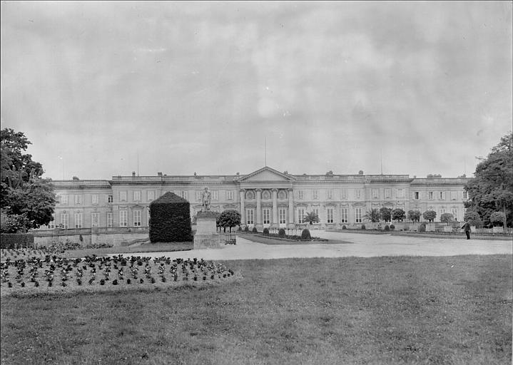 Façade sur le parc, jardin