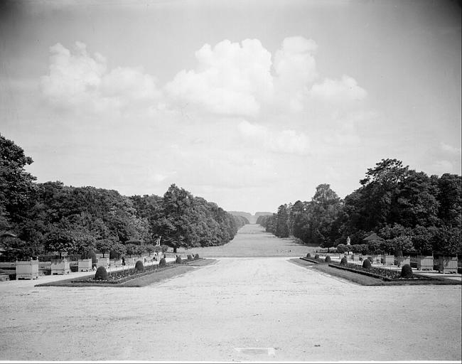 Vue générale de l'avenue des Beaux-Monts