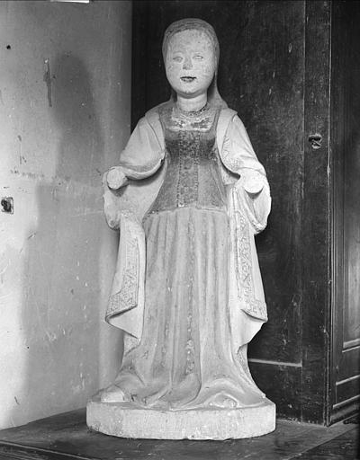 Statue de sainte