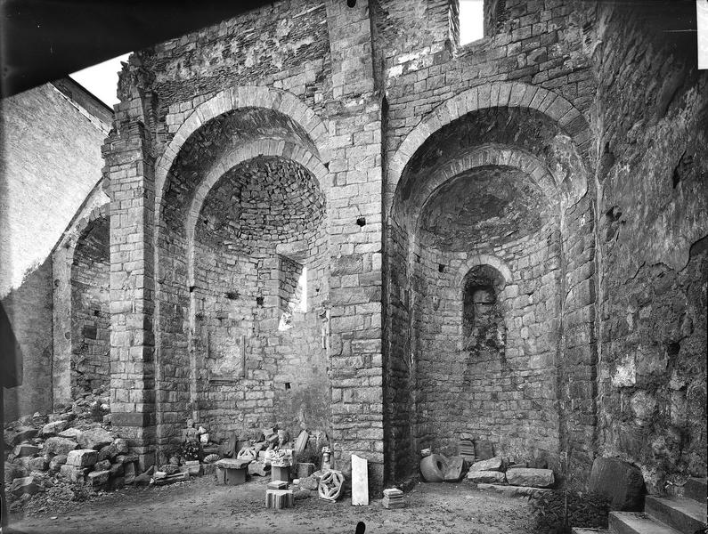 Ruines de l'ancienne église