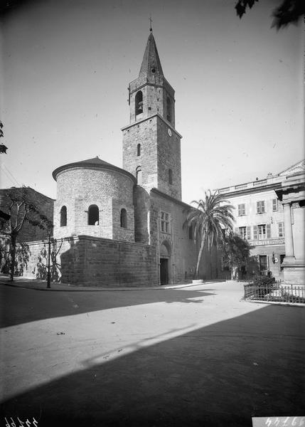 Cathédrale Saint-Léonce, baptistère et cloître