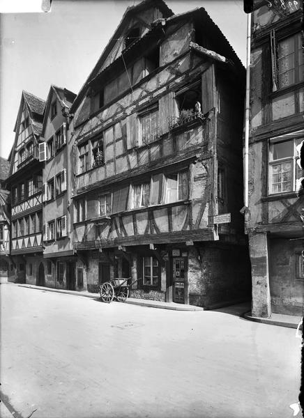 Façades sur la rue