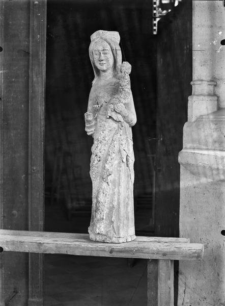 Statue de la Vierge à l'Enfant en bois