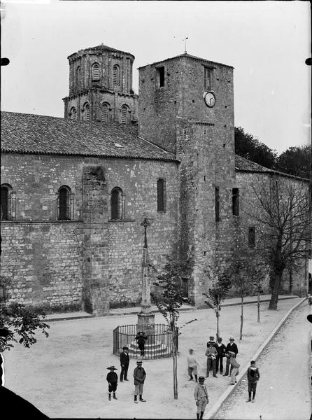 Ancienne abbaye Saint-Pierre de Vertheuil