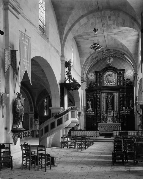 Intérieur de la nef et du choeur